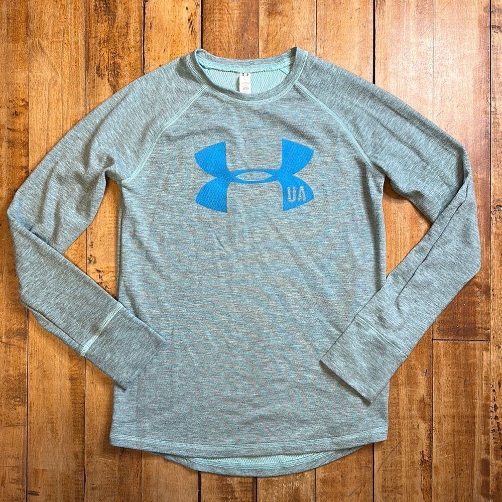 Under Armour Girls size L Long Sleeve Cold Gear Fitted Tshirt